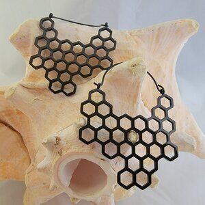 Pair beehive ear hoop earrings - 20G Black stainless steel - Sold as a pair